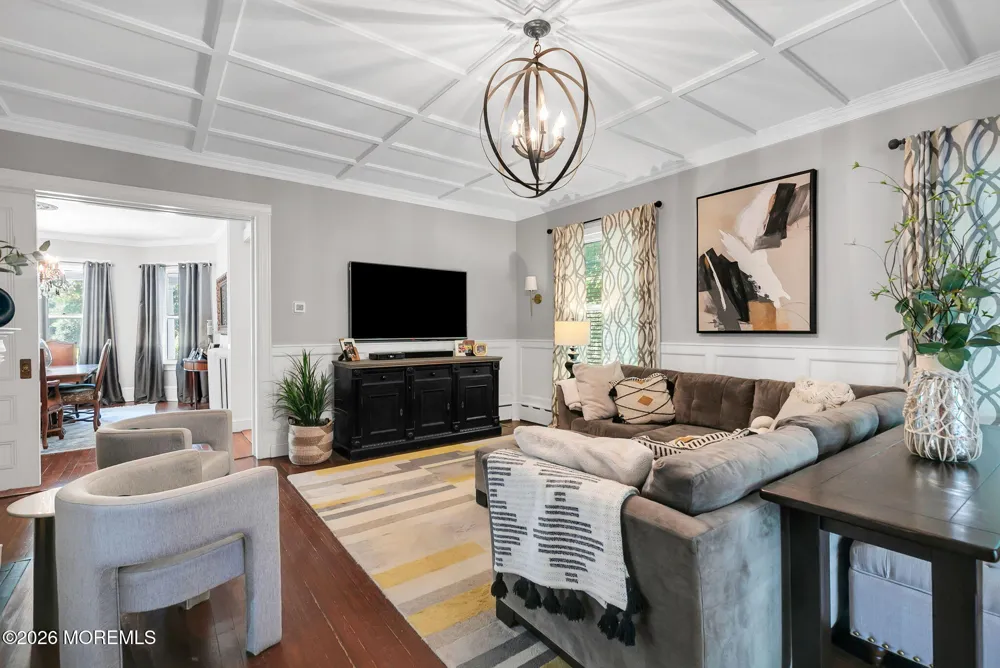 333 Sycamore Avenue Shrewsbury, NJ 07702