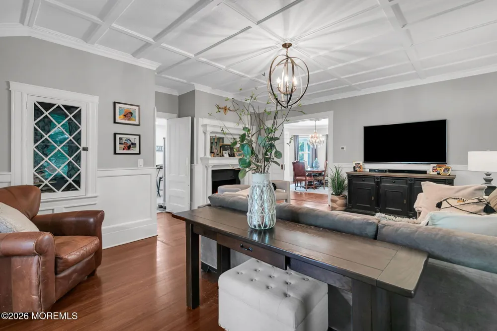 333 Sycamore Avenue Shrewsbury, NJ 07702