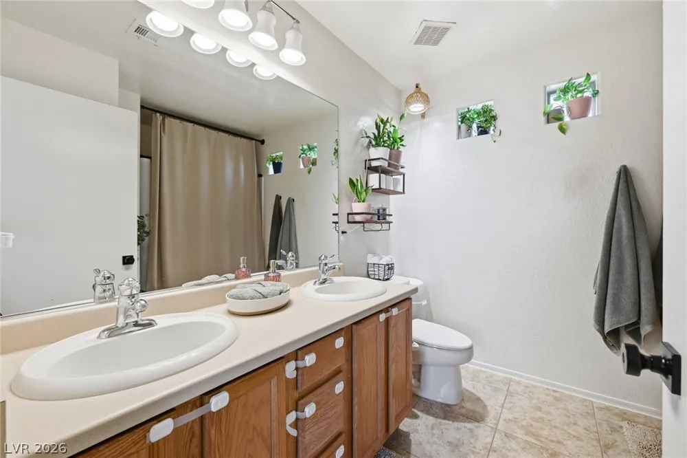5339 Aurora Beam Avenue Las Vegas, NV 89122