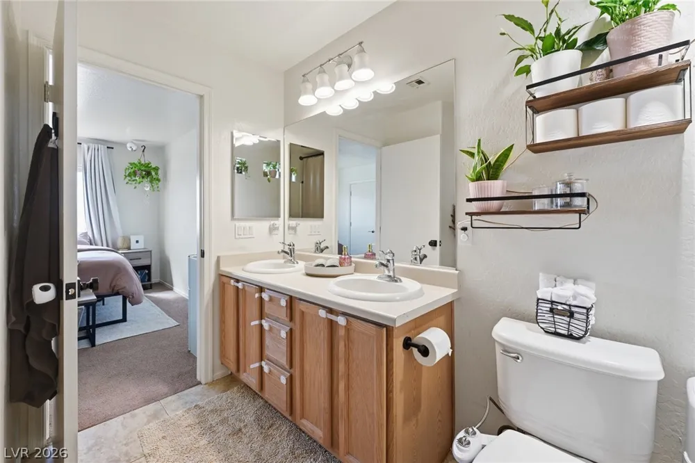 5339 Aurora Beam Avenue Las Vegas, NV 89122
