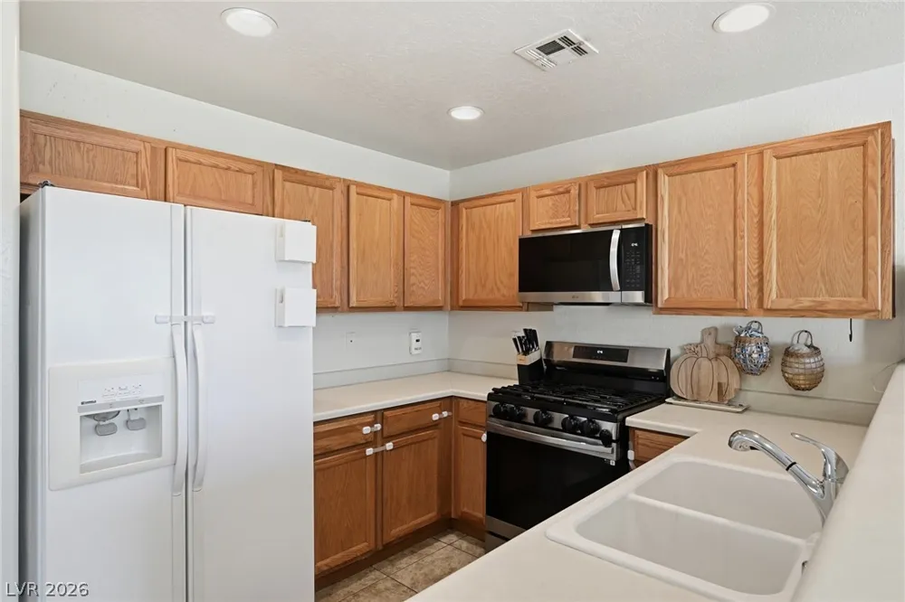 5339 Aurora Beam Avenue Las Vegas, NV 89122