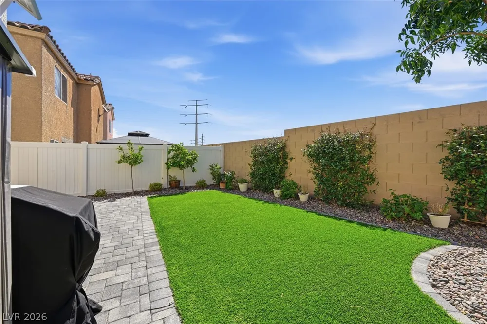 5339 Aurora Beam Avenue Las Vegas, NV 89122