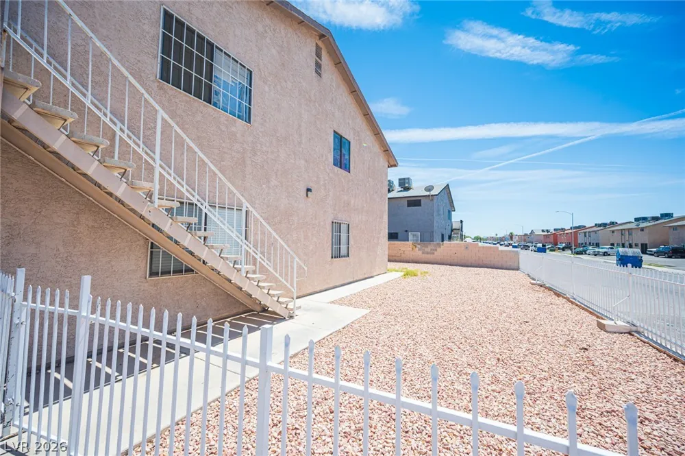 6927 Appleton Drive Las Vegas, NV 89156