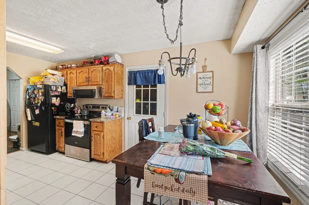 22 Edgewood Ct Manchester, TN 37355