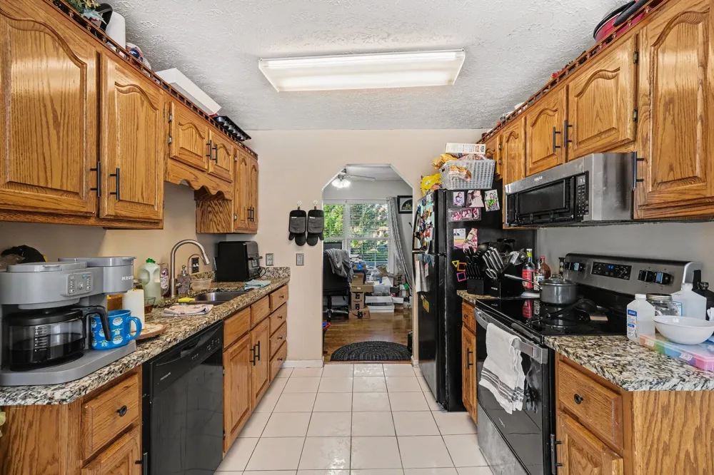 22 Edgewood Ct Manchester, TN 37355