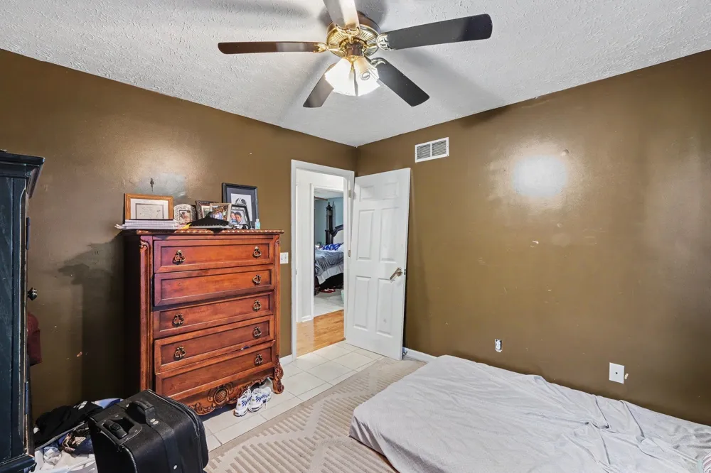 22 Edgewood Ct Manchester, TN 37355