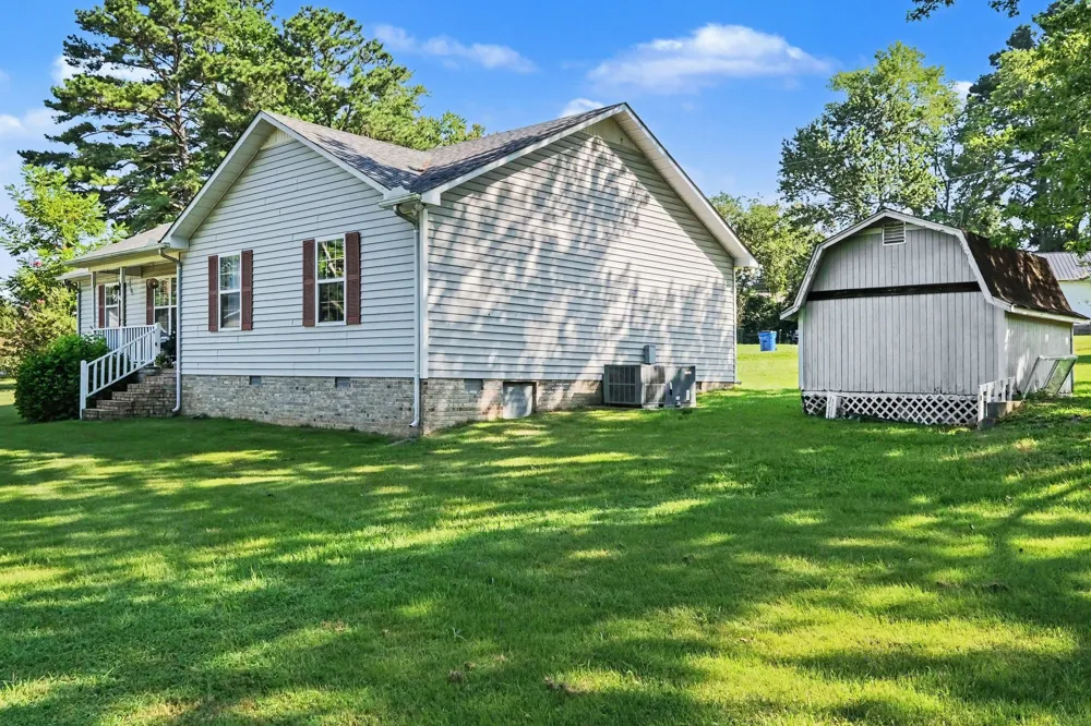 22 Edgewood Ct Manchester, TN 37355
