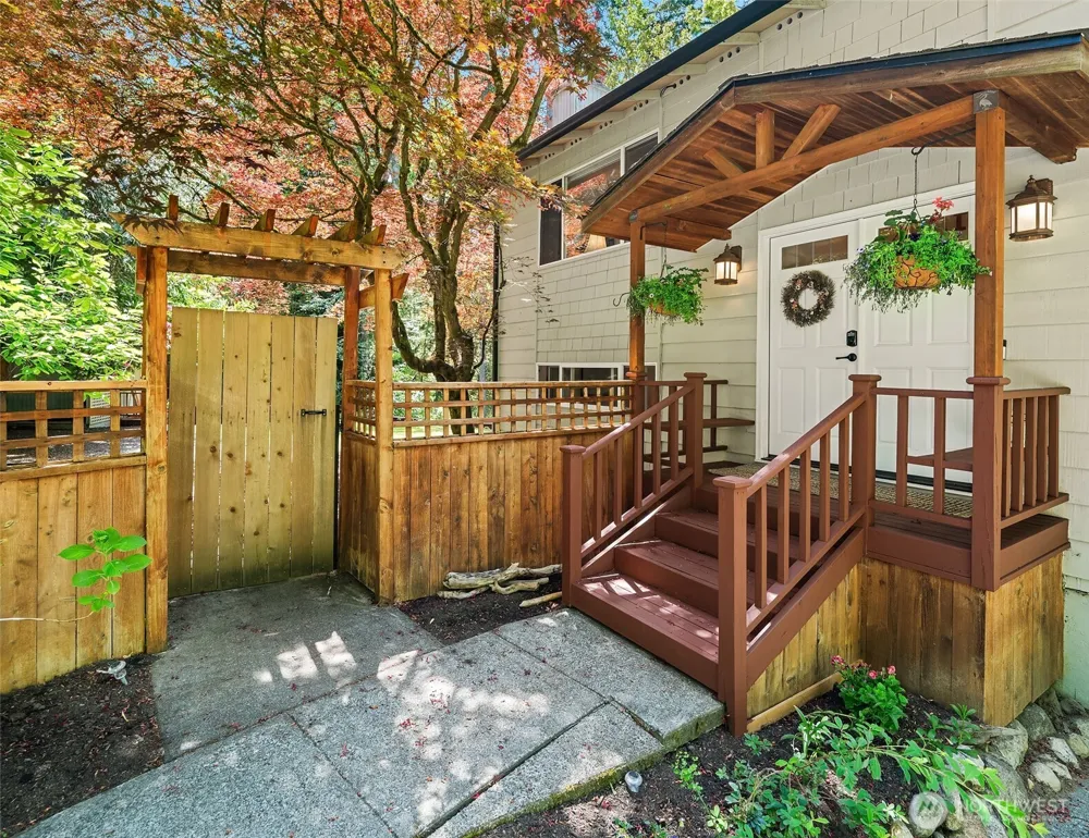 8760 SW 190th Street Vashon, WA 98070