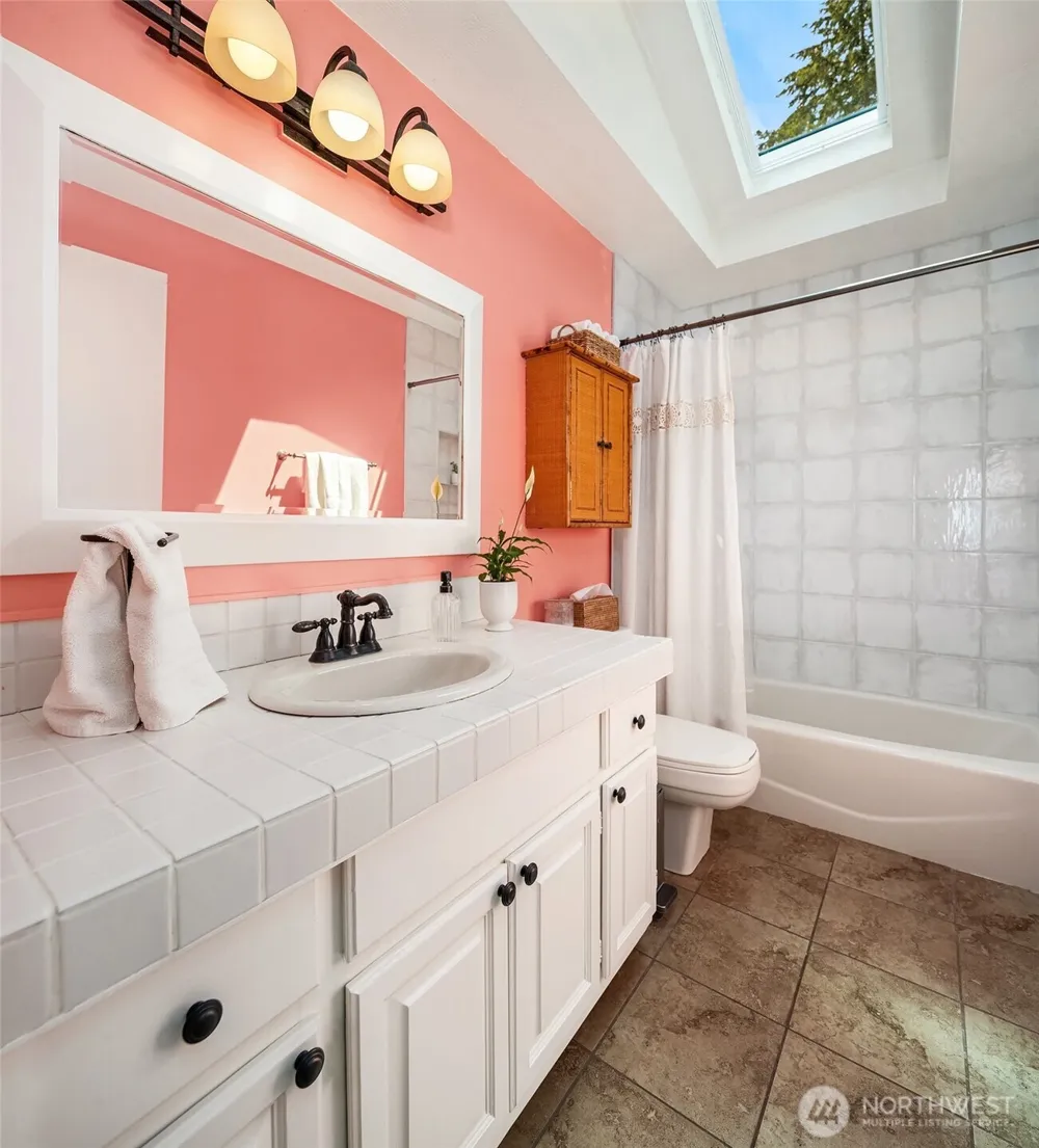 8760 SW 190th Street Vashon, WA 98070