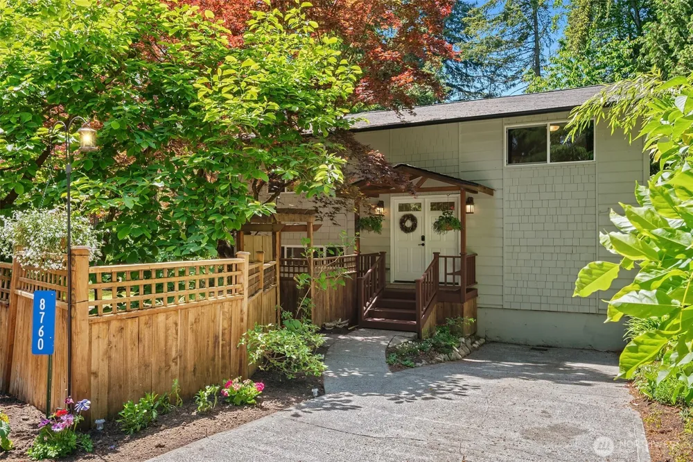 8760 SW 190th Street Vashon, WA 98070