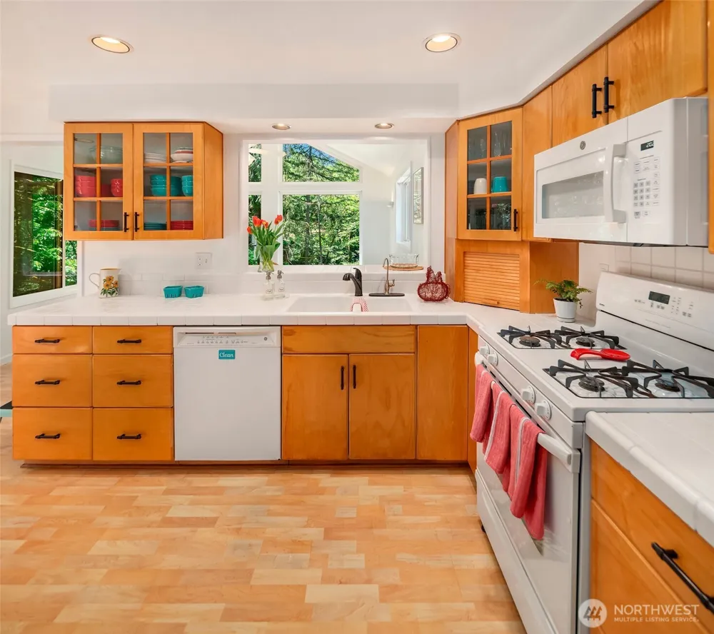 8760 SW 190th Street Vashon, WA 98070