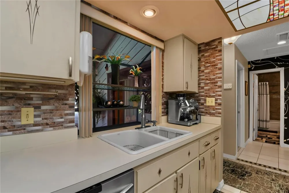 3884 VILLA ROSE LANE Orlando, FL 32808