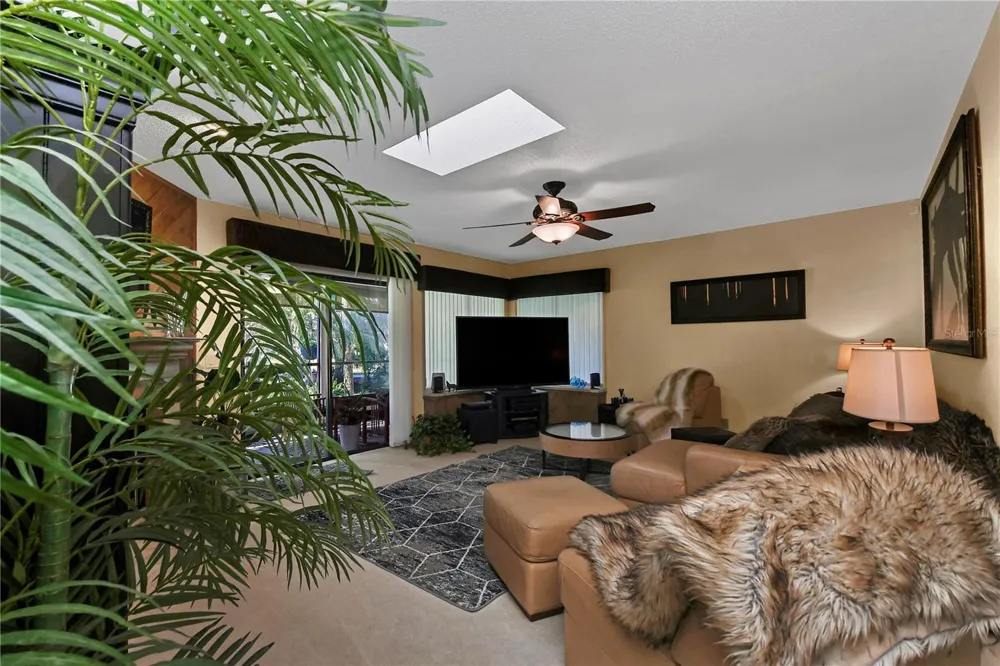 3884 VILLA ROSE LANE Orlando, FL 32808