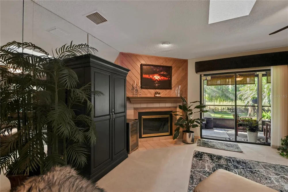 3884 VILLA ROSE LANE Orlando, FL 32808