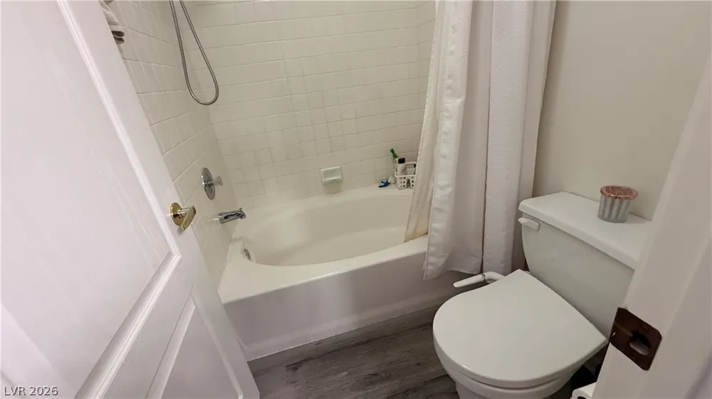 5248 Sunny Beach Lane Las Vegas, NV 89118