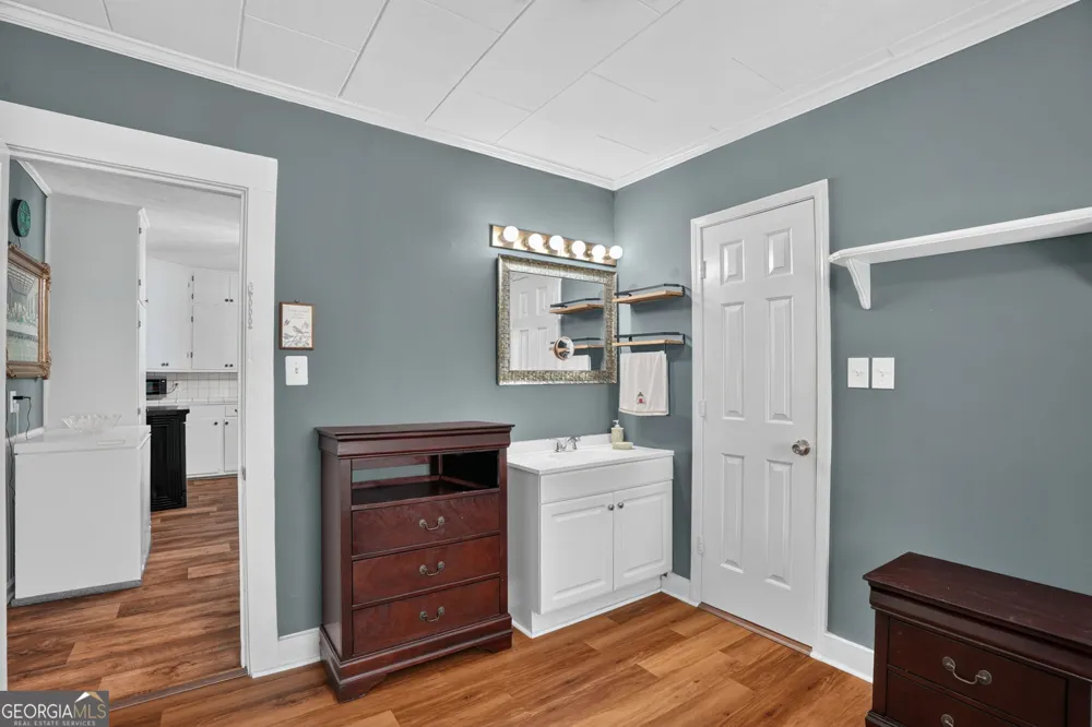 1042 Carl Bramlett RD Winder, GA 30680