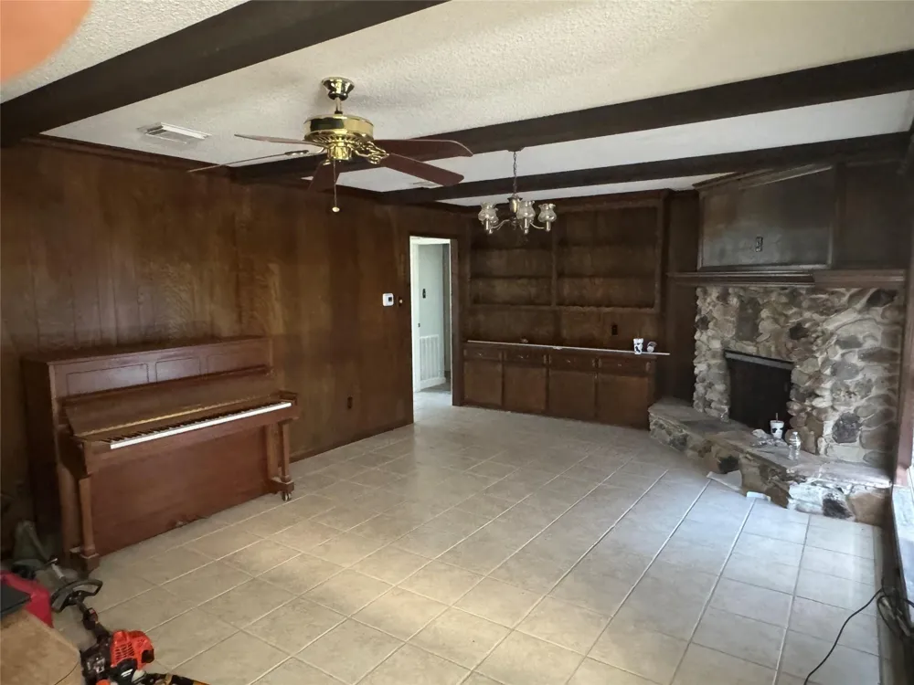 2716 Stratford St Street Pearland, TX 77581