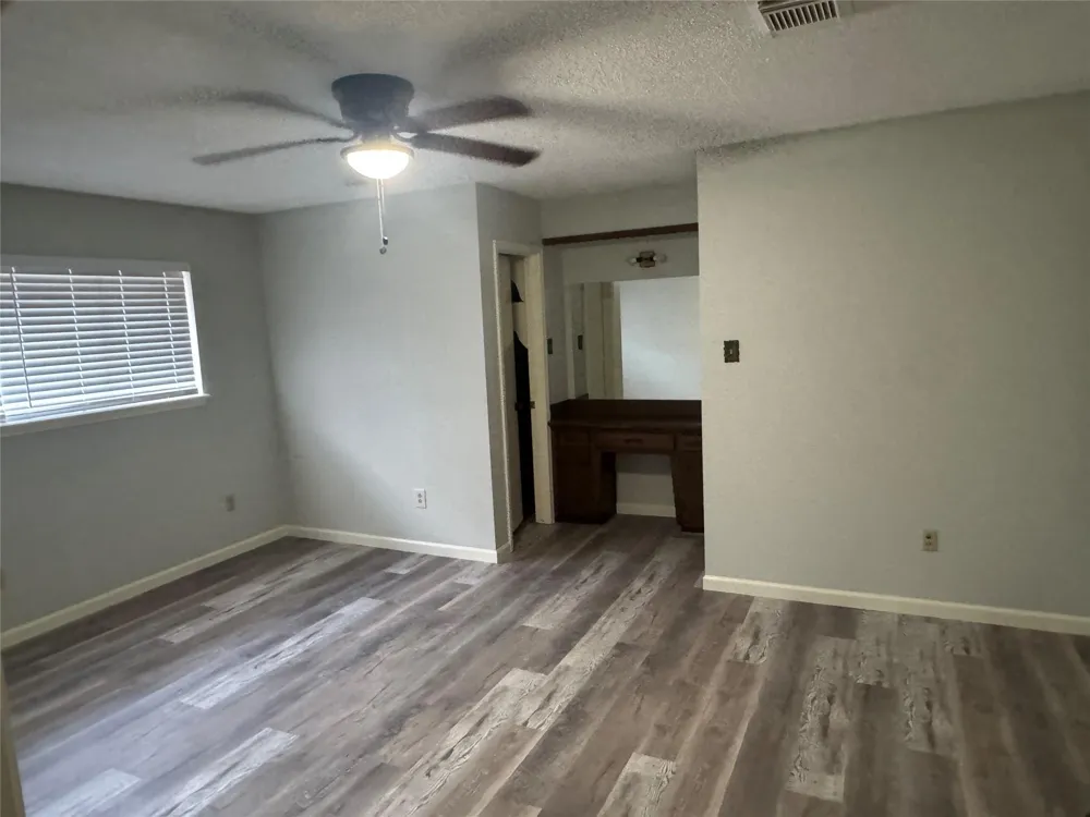 2716 Stratford St Street Pearland, TX 77581