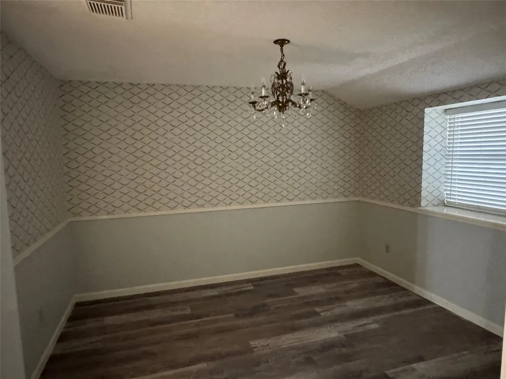 2716 Stratford St Street Pearland, TX 77581