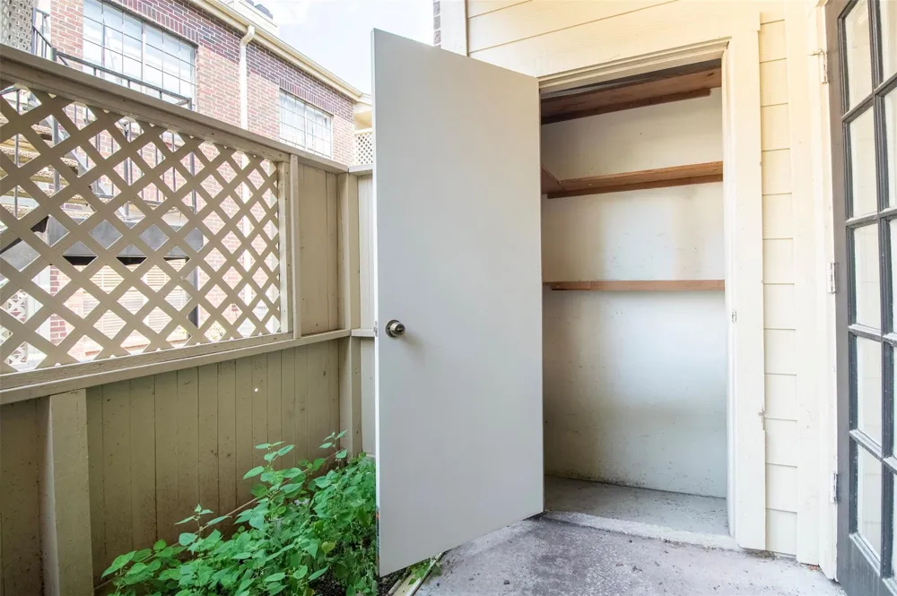8055 Cambridge Street #101 Houston, TX 77054