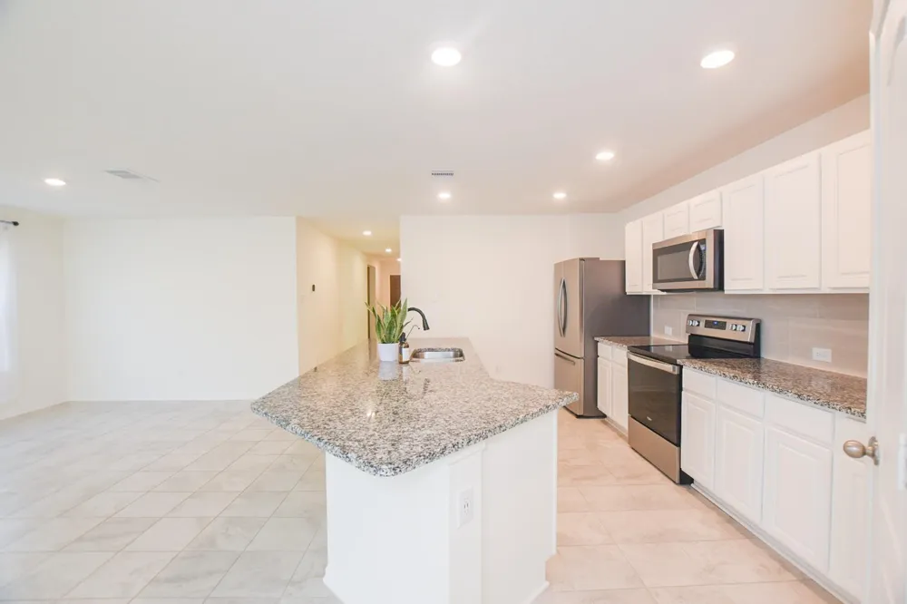 10306 Russell Pines Drive Iowa Colony, TX 77583