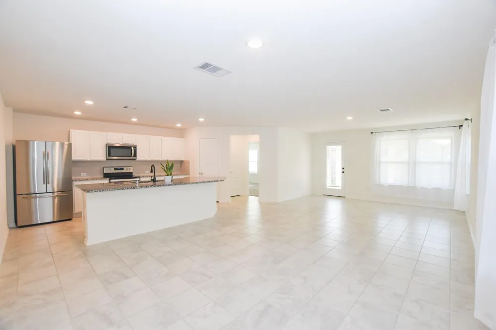 10306 Russell Pines Drive Iowa Colony, TX 77583
