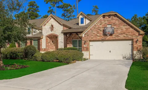 46 Caprice Bend Place