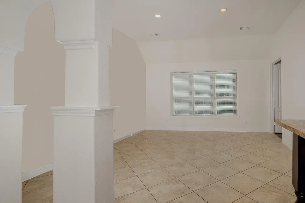 46 Caprice Bend Place Tomball, TX 77375