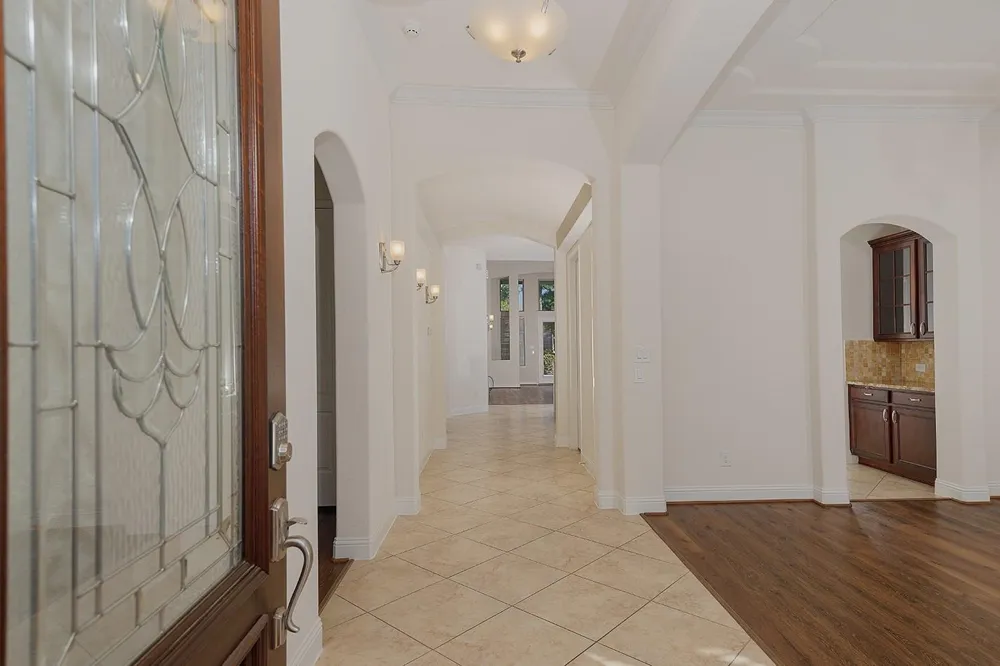 46 Caprice Bend Place Tomball, TX 77375