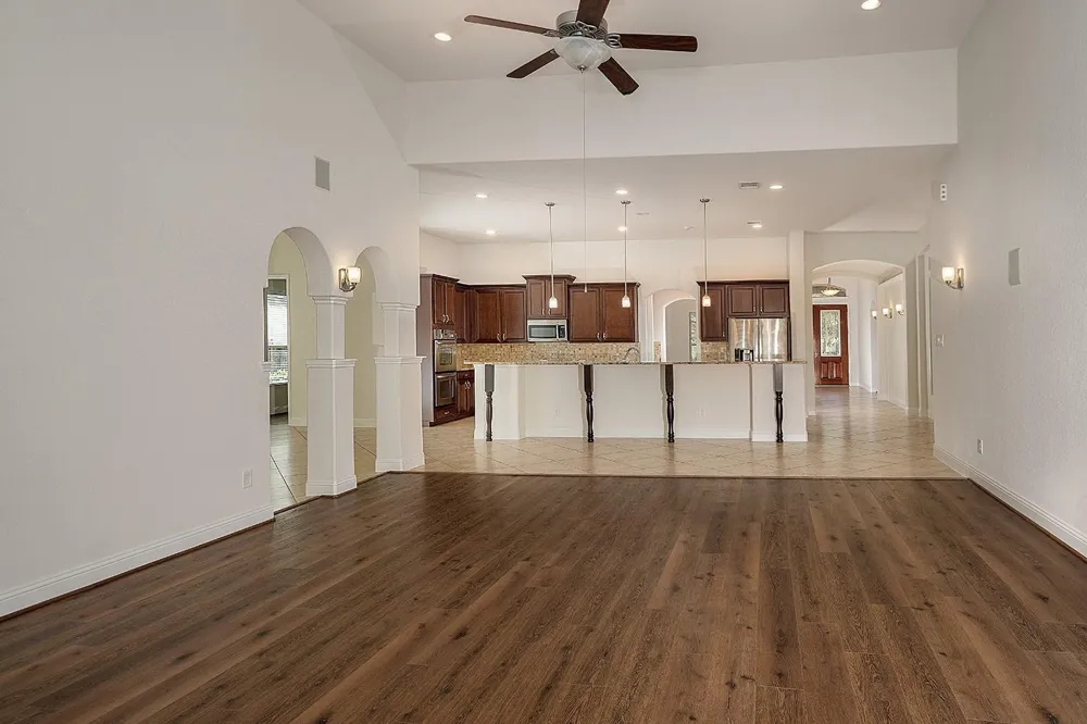 46 Caprice Bend Place Tomball, TX 77375