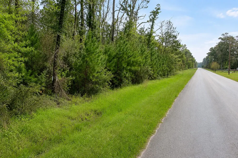247 County Road 6763 Dayton, TX 77535