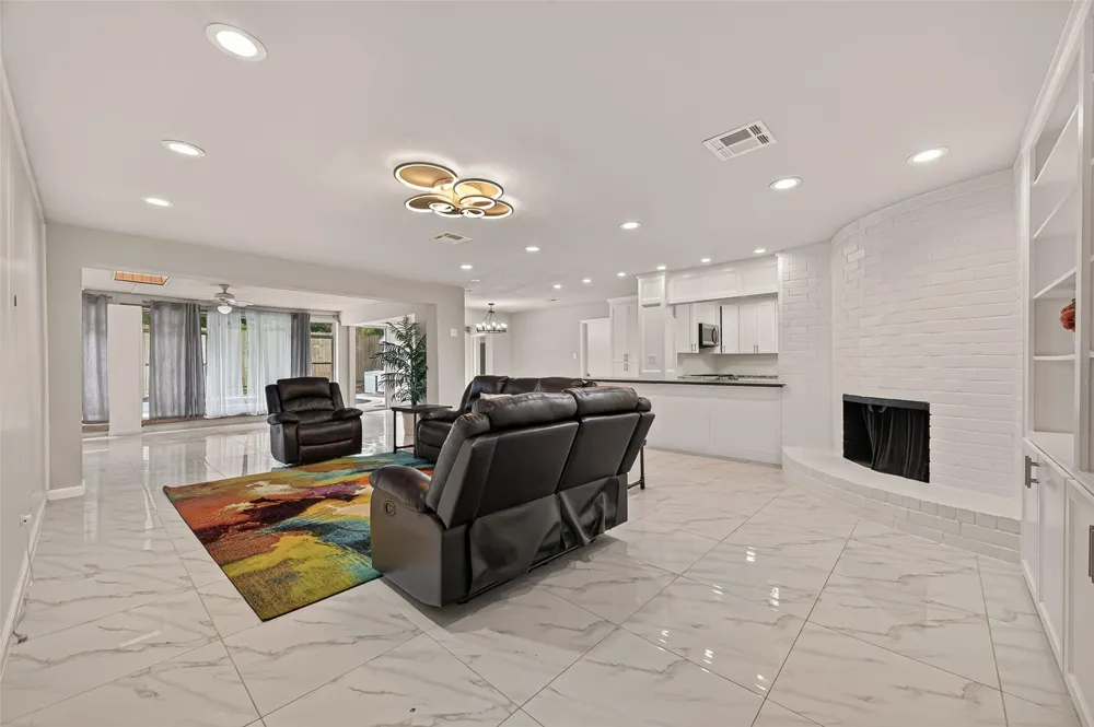 5207 Bent Bough Lane Houston, TX 77088