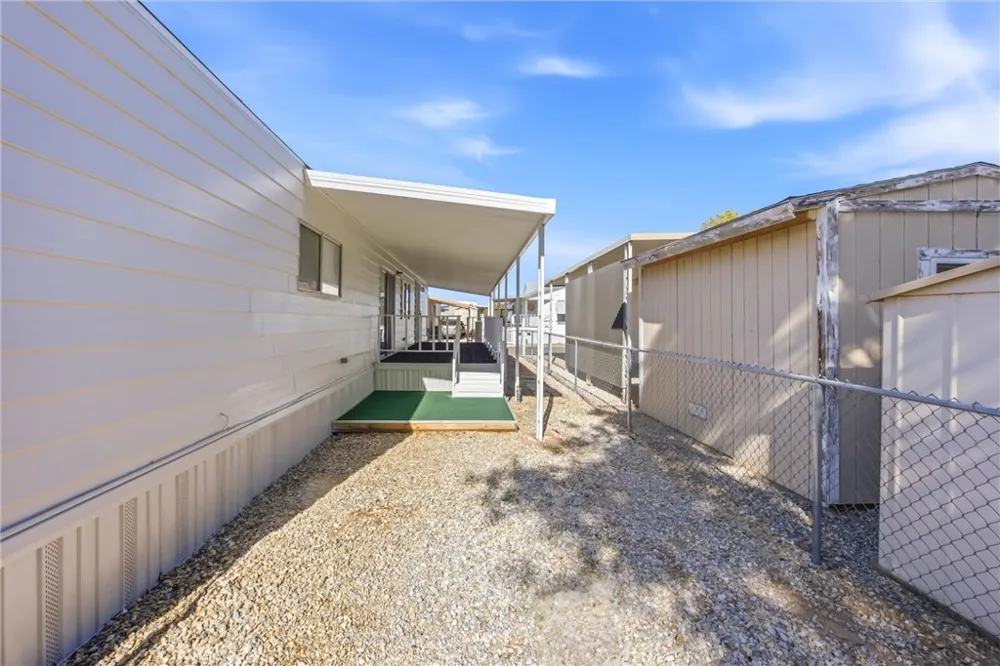 13393 Mariposa Road #81 Victorville, CA 92395