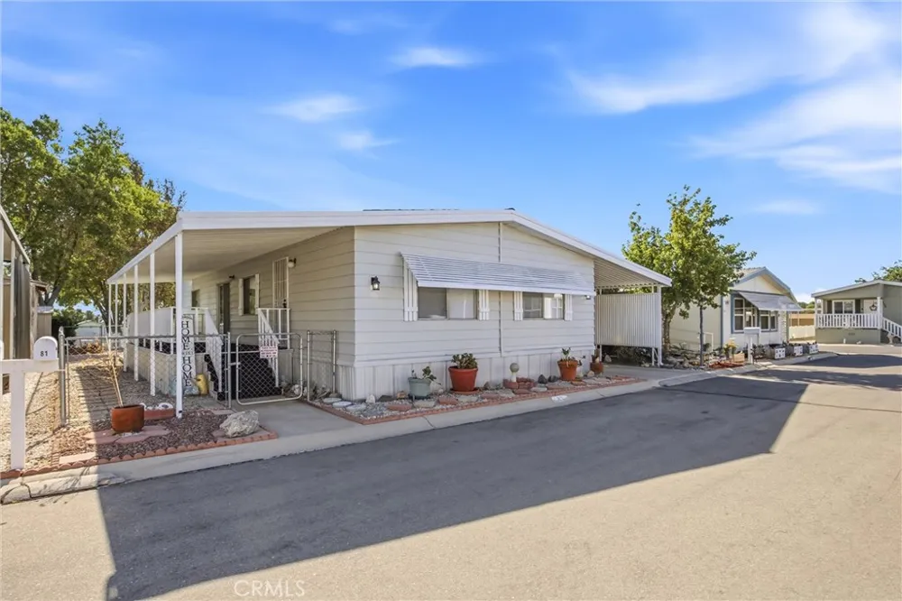 13393 Mariposa Road #81 Victorville, CA 92395