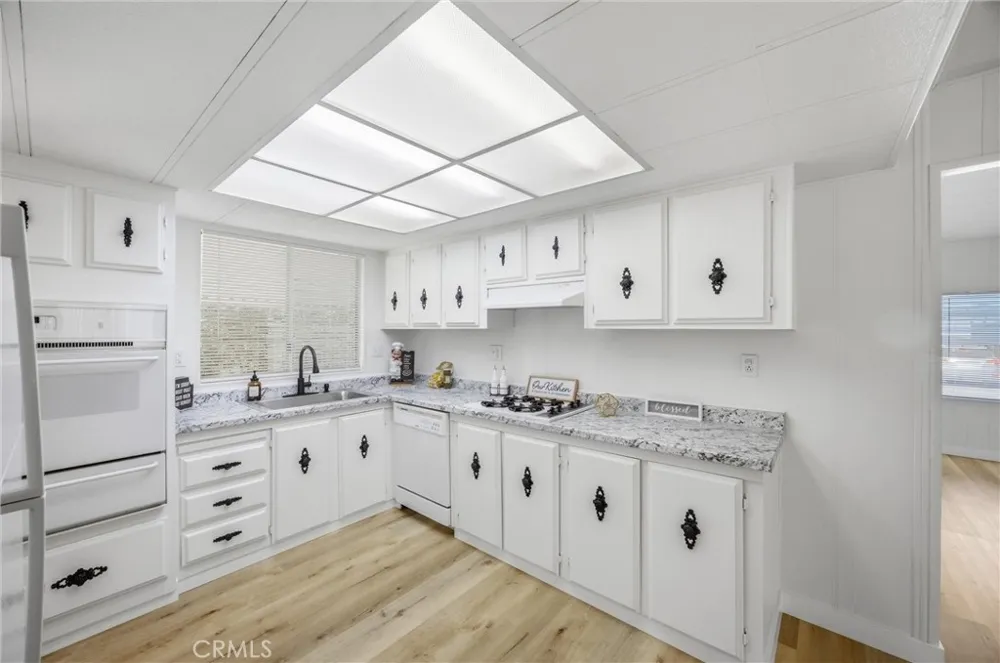 13393 Mariposa Road #81 Victorville, CA 92395