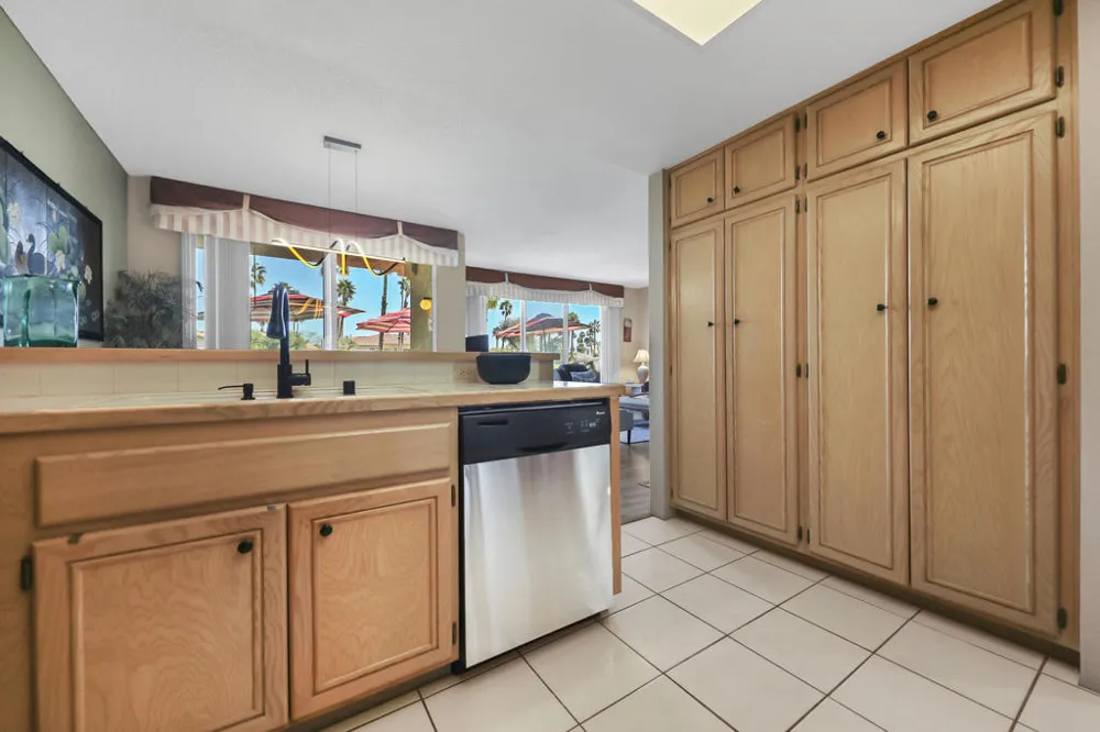 55590 Southern La Quinta, CA 92253