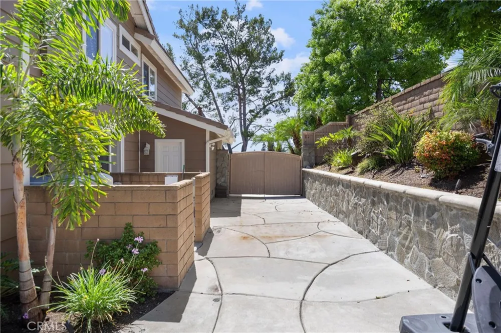 2026 Paseo Susana San Dimas, CA 91773