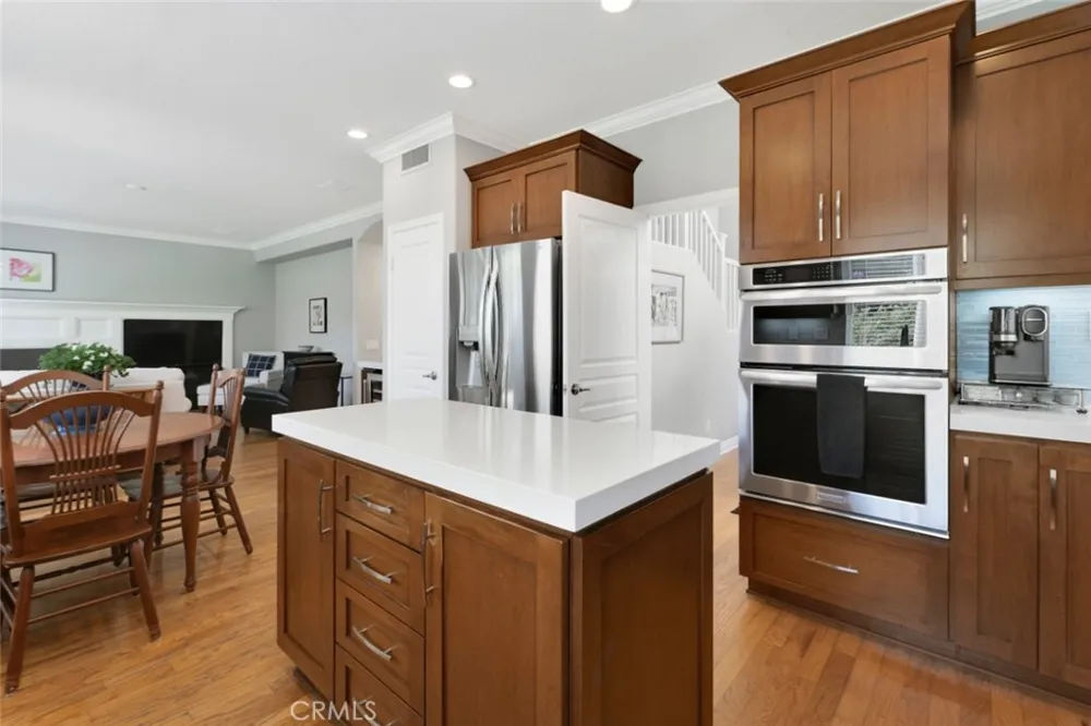 12354 Yew Court Porter Ranch, CA 91326