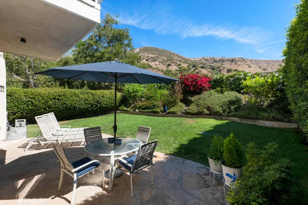 12354 Yew Court Porter Ranch, CA 91326