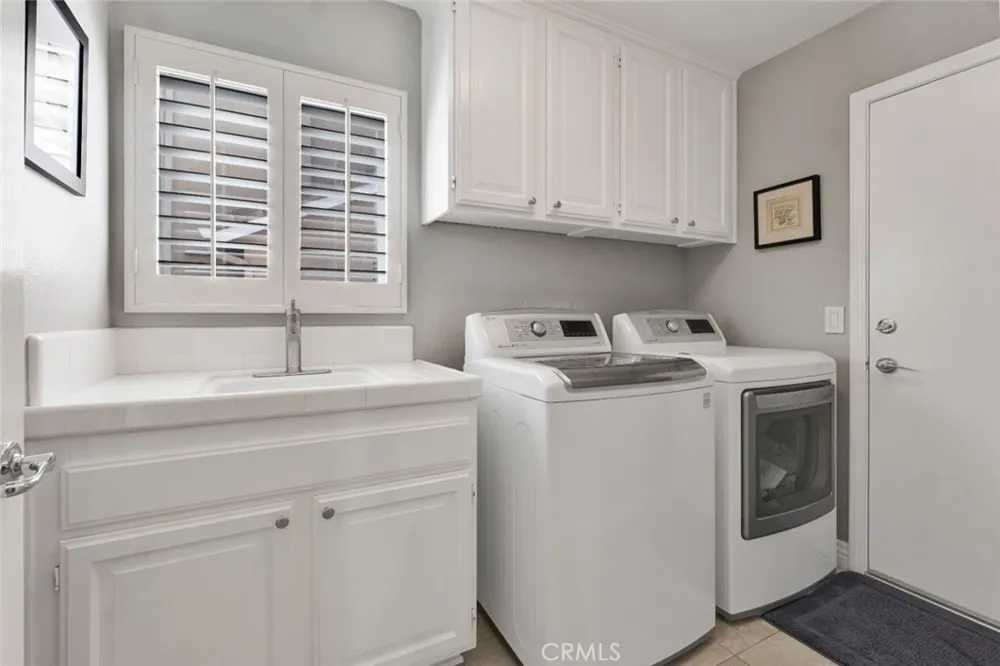 12354 Yew Court Porter Ranch, CA 91326