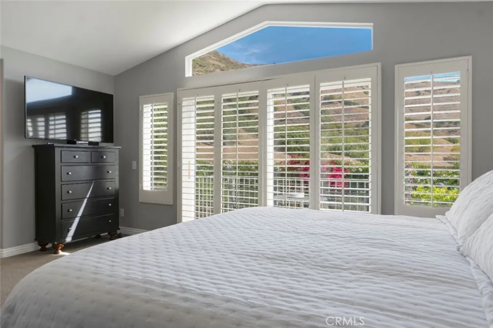 12354 Yew Court Porter Ranch, CA 91326