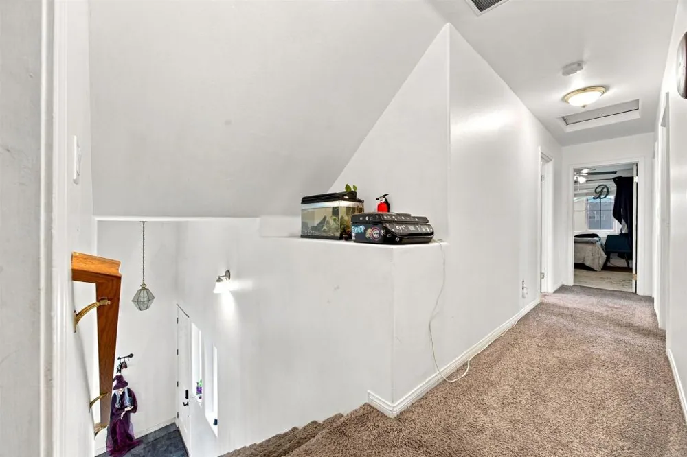 6213 Brewer Creek Drive Bakersfield, CA 93313