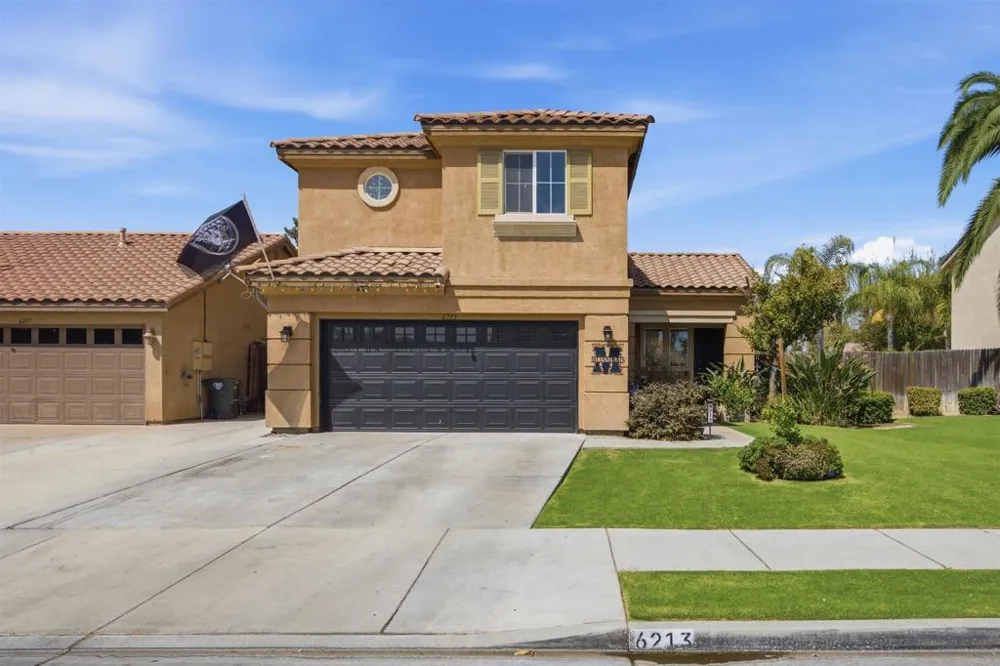 6213 Brewer Creek Drive Bakersfield, CA 93313