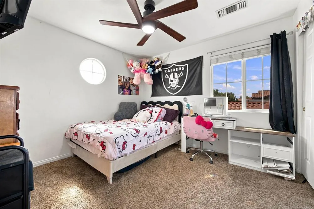 6213 Brewer Creek Drive Bakersfield, CA 93313