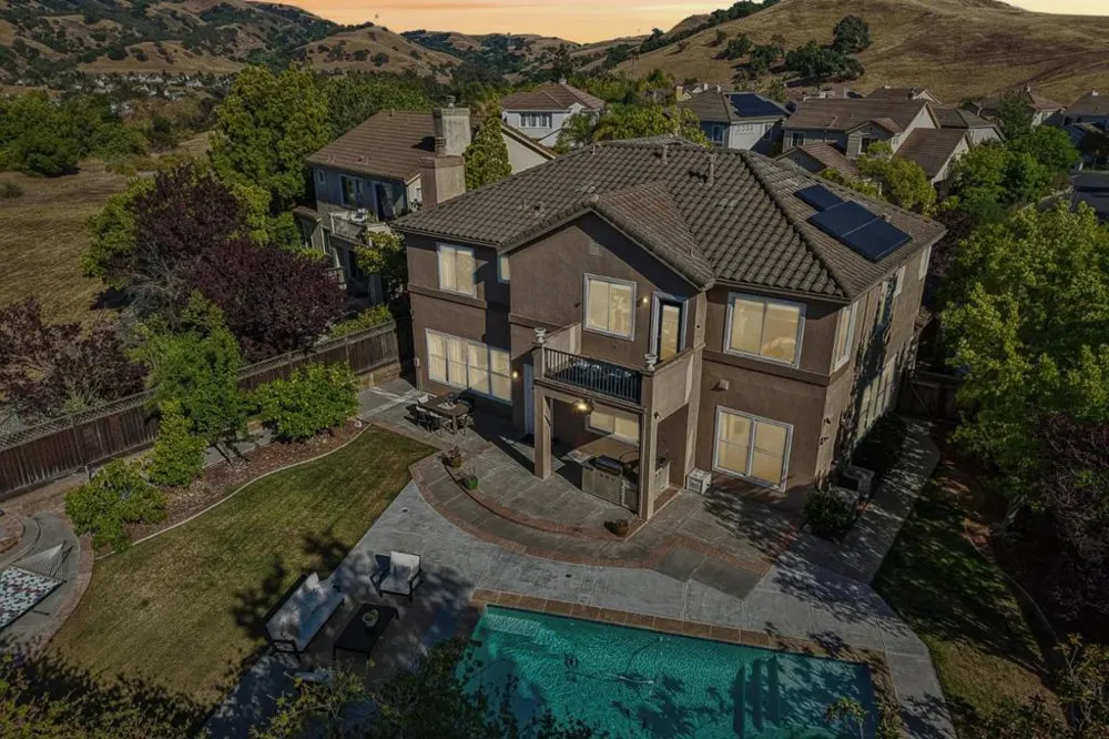 6039 La Spezia Place San Jose, CA 95138