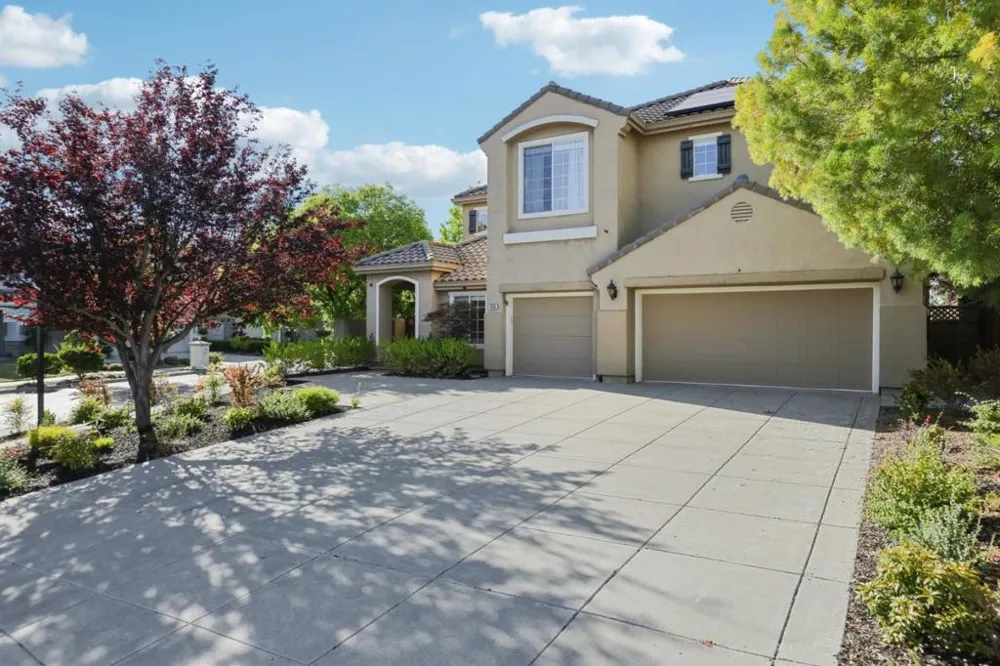 6039 La Spezia Place San Jose, CA 95138
