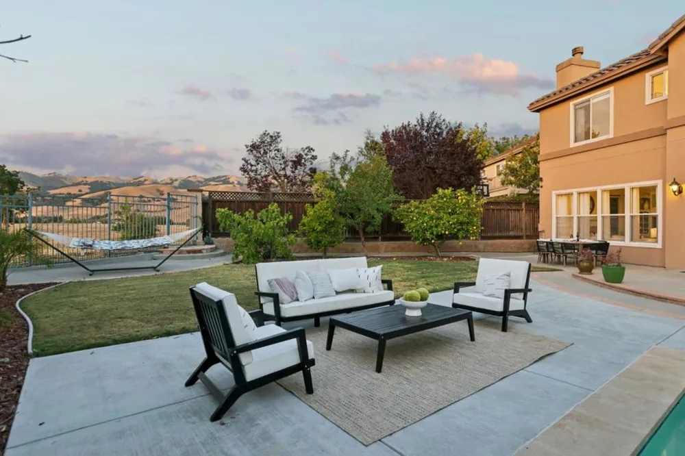 6039 La Spezia Place San Jose, CA 95138