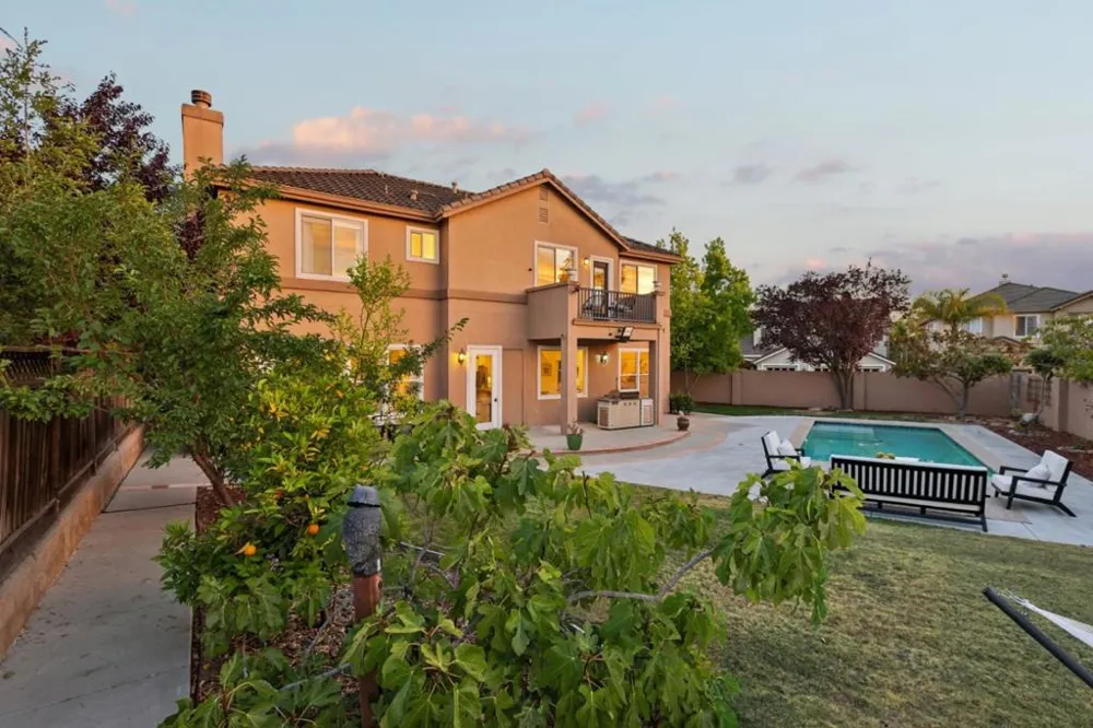 6039 La Spezia Place San Jose, CA 95138