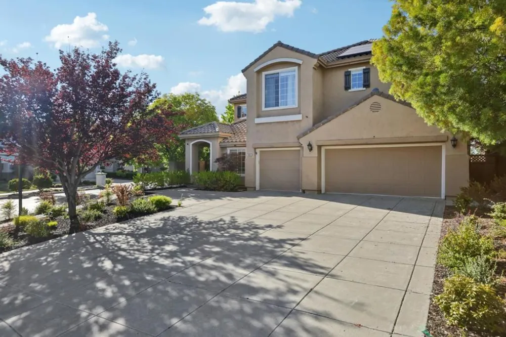6039 La Spezia Place San Jose, CA 95138
