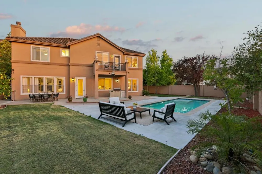 6039 La Spezia Place San Jose, CA 95138